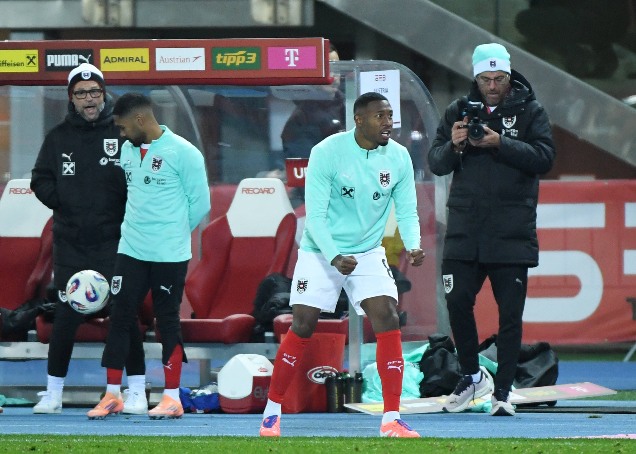 开元棋牌下载-包含奥地利国家队赢得重要胜利，奥地利球员激情庆祝的词条