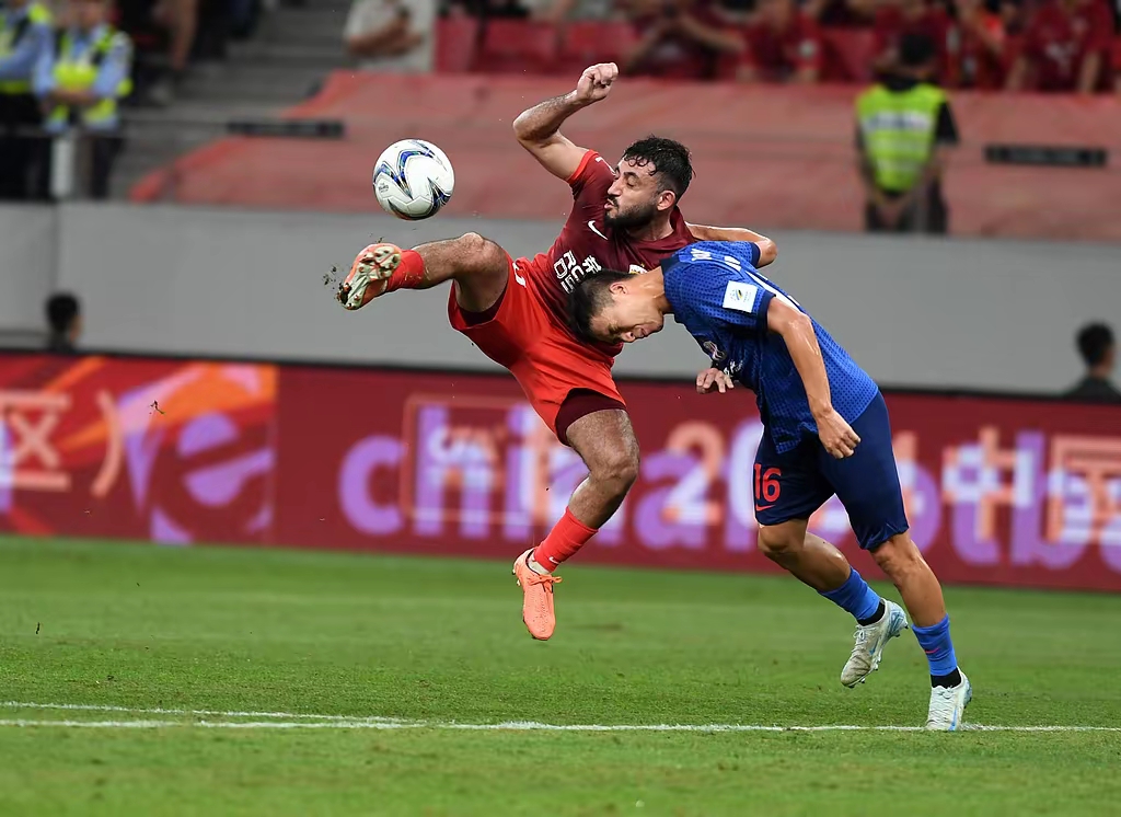 开元棋牌网址-关于欧国联赛场上的技术碰撞,谁将胜出?的信息