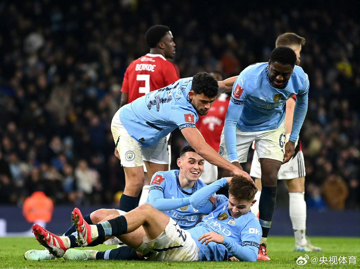 开元棋牌app-曼彻斯特城风光无限,大胜对手取三分的简单介绍